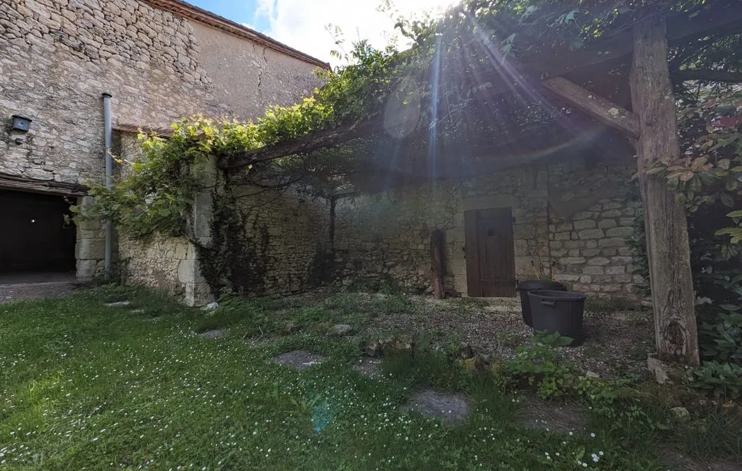 Photo 20