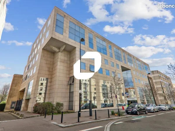 Bureaux 1 167 m²