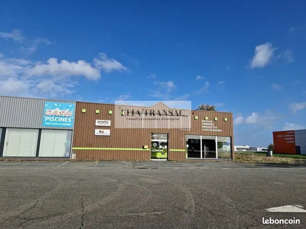 Local commercial 432 m²