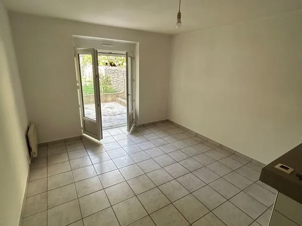 Location appartement RDC 31 m²