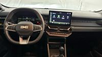 Dacia Duster 1.2 mild hybrid 130ch Journey 4x4 — photo 11