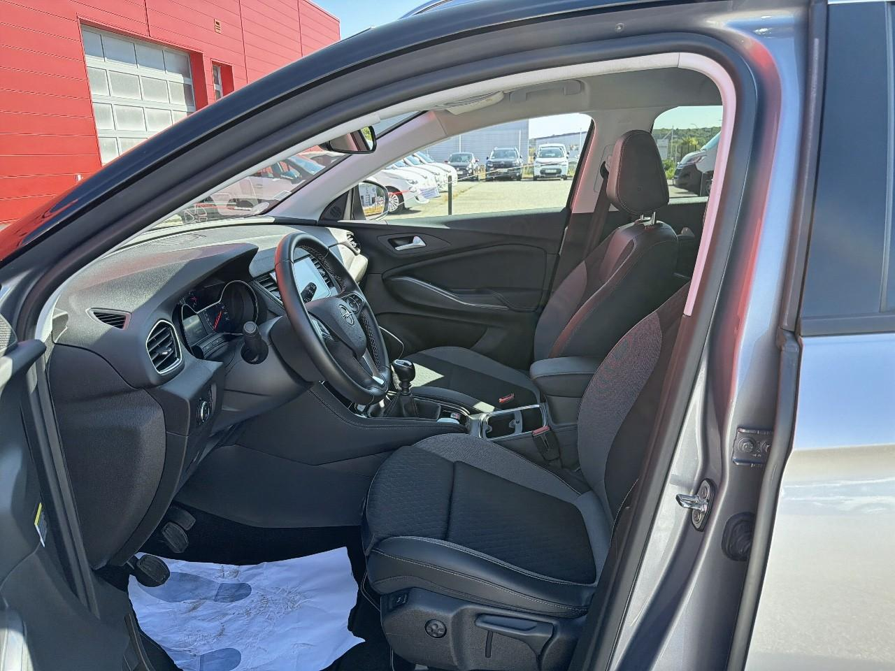 Opel Grandland x 1.2 turbo 130 ch elite — photo 9