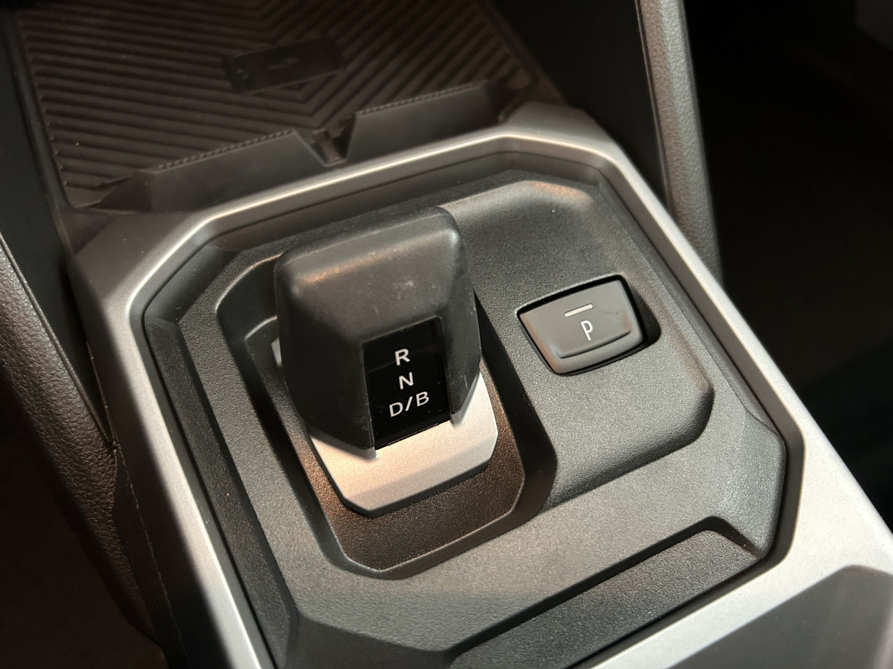 Dacia Duster — photo 13