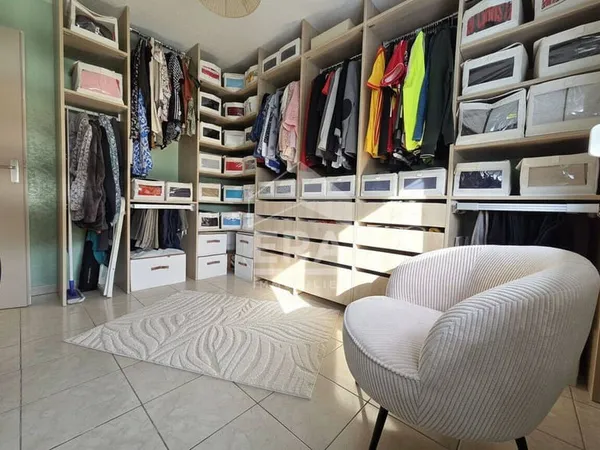 Maison 6 pièces 102 m²