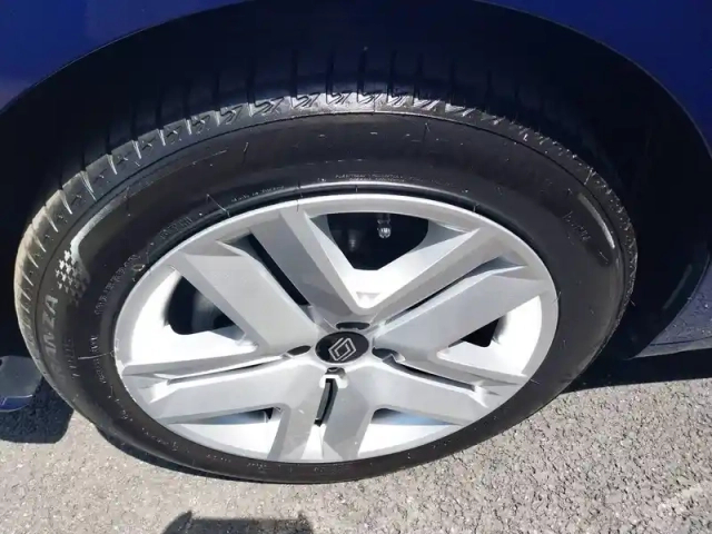 Renault Clio blue dci 100 ch gsr2