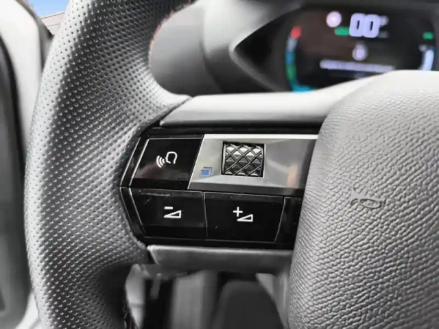 Ds Ds 3 ds3 crossback e-tense performance line+ — photo 18