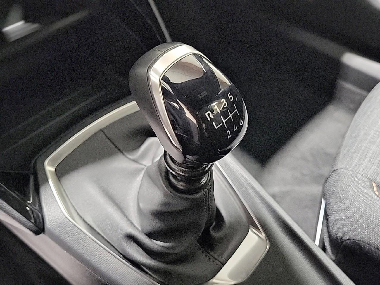 Peugeot 2008 100 s&s bvm6 style — photo 17