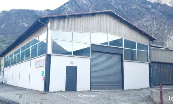 à vendre - local d'activité / garage / entrepôt - saint-julien-montdenis (73870)