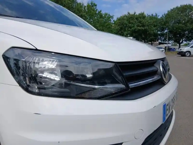 Volkswagen Caddy maxi 2.0 tdi 102 tpmr — photo 16