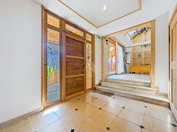 Propriété 6 pièces 236 m²