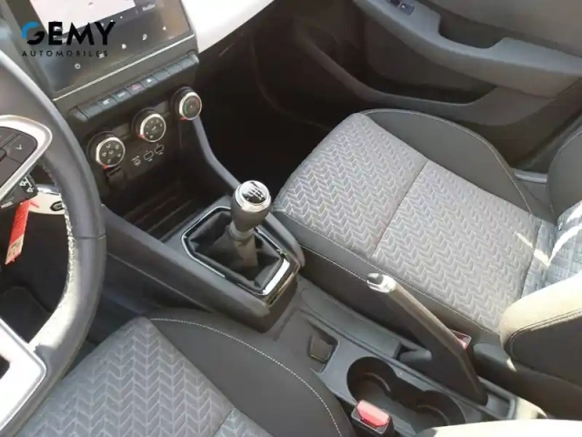 Renault Clio tce 90 — photo 12