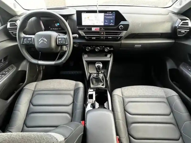 Citroën C4 puretech 130ch s&amp;s shine — photo 8