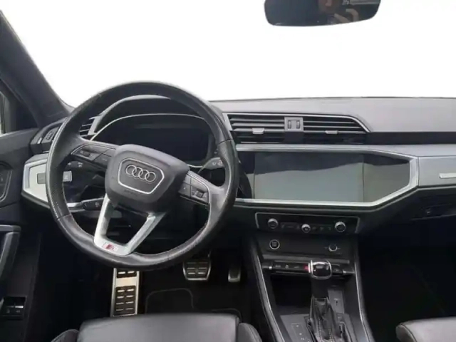 Audi Q3 45 tfsie 245 ch s tronic 6 s line — photo 8