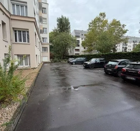Parking 9 m²