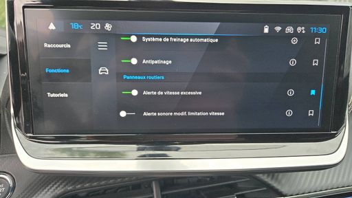 Peugeot 2008 1.2 Hybrid 136 e-DSC6 - GT – 2024 – 12942 km – Hybride essence – Boîte Automatique — photo 12