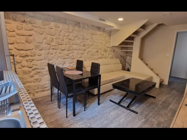 Loue chambres dans appartement 65m² Juillet-Août 17ème