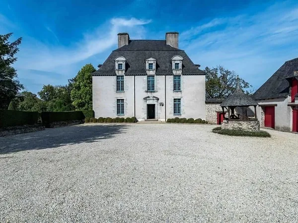 Manoir historique du XVIIIe Siècle