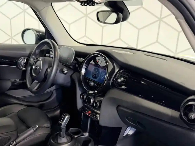 Mini Mini hatch 5 portes cooper 136 ch dkg7 — photo 24