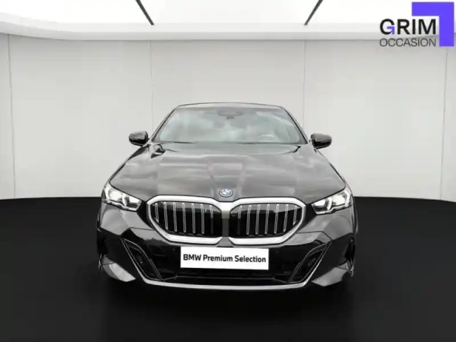 Bmw Serie 5 série 5 530e 299ch m sport — photo 4