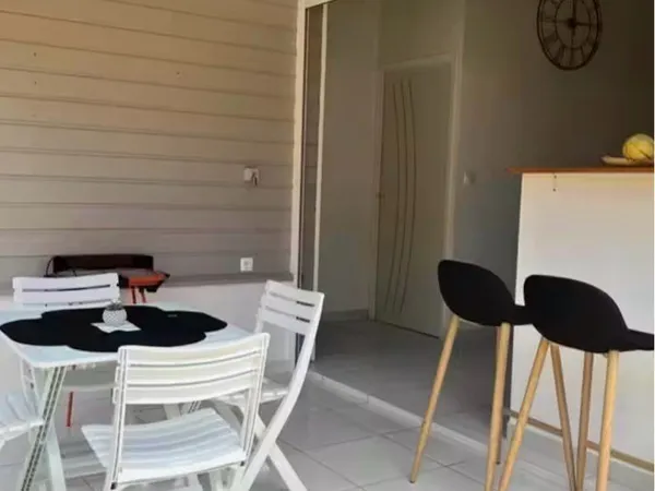 T2 meublé 42 m² avec terrasse Rivière-Pilote