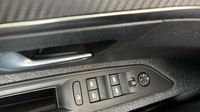 Peugeot 3008 1.5 BlueHDi 130ch S&S Style — photo 31