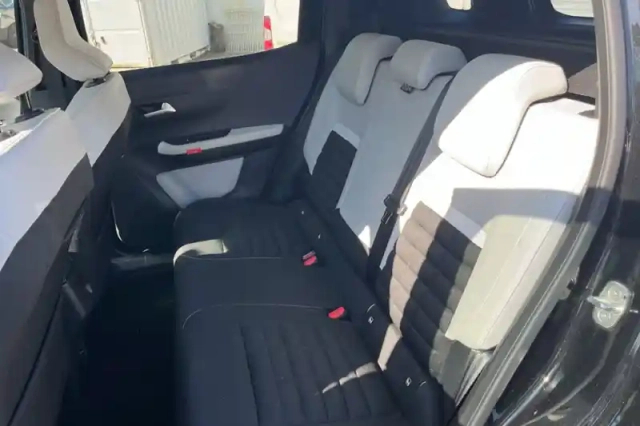 Citroën C3 Aircross hybride 136 ch aut — photo 11