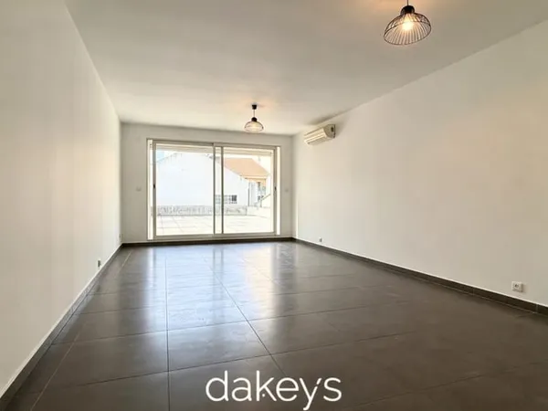 A louer appartement Marseille 13013 / Saint Just T4 terrasse 80 m² et stationnement double
