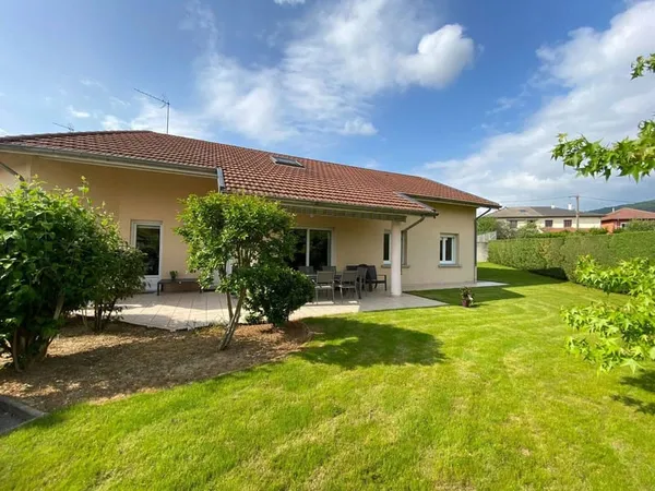 Maison 5 pièces 147 m²