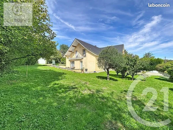 Maison 7 pièces 144 m²