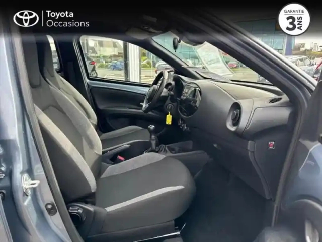 Toyota Aygo X 1.0 vvt-i 72ch dynamic my24 — photo 6