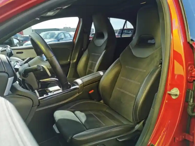 Mercedes Classe A 200 compacte amgline 163 ch 7g — photo 11