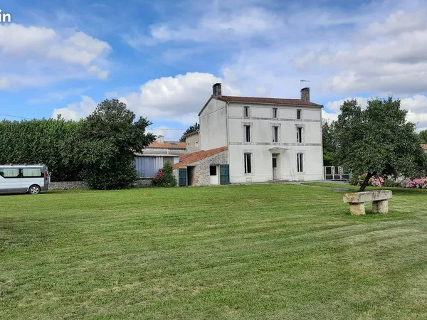 Maison Coulonges
