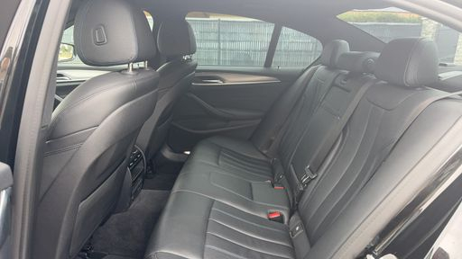 BMW Serie 5 530e iPerformance 252 Plug in Hybrid Steptronic8 - M Sport – 2020 – 115044 km – Hybride rechargeable – Boîte Automatique — photo 34