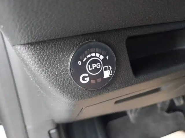 Renault Clio tce 100 gpl — photo 66