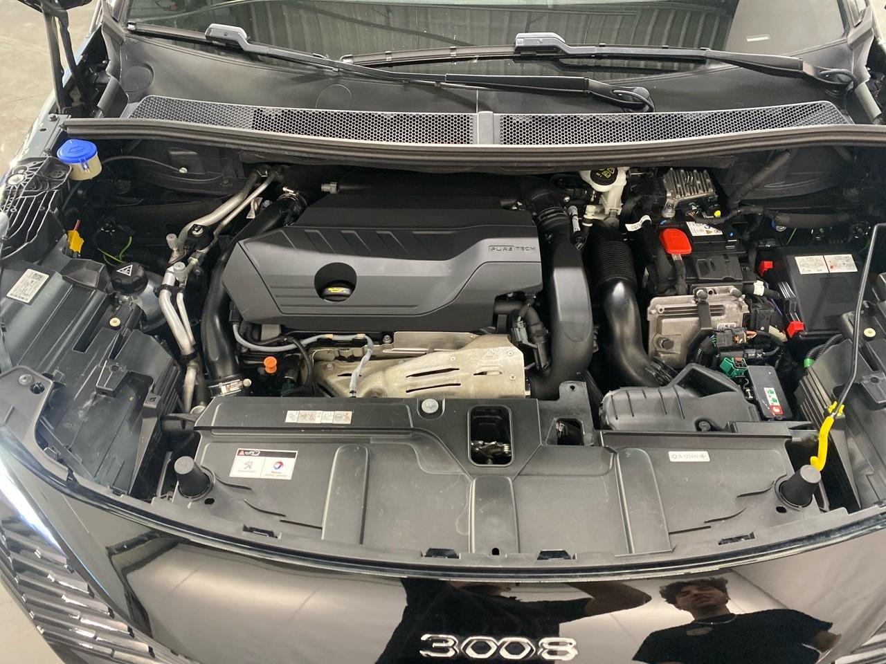 Peugeot 3008 hybrid 225 e-eat8 gt pack — photo 15