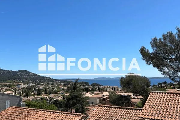 Maison Location Carqueiranne 4p 70m² 1221€