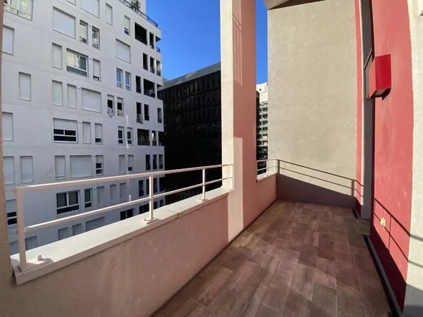 Appartement 3 pièces 77 m²