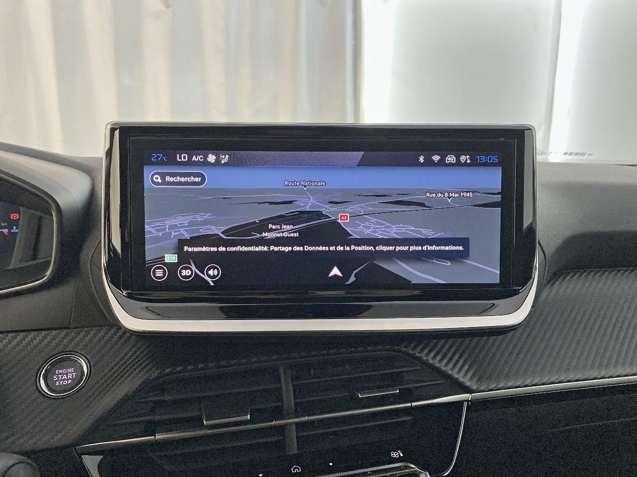 Peugeot 2008 hybrid 145 ch e-dcs6 allure — photo 14