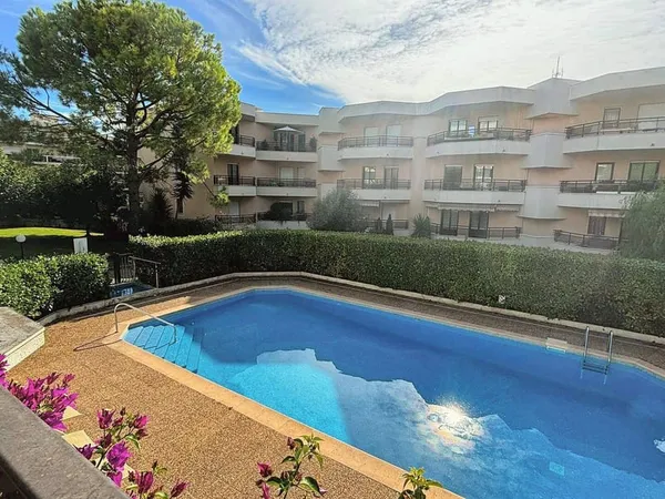 Appartement 1 pièce 30 m²