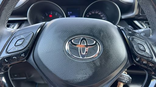 Toyota C-HR 1.2 T 116 2WD - Dynamic – 2018 – 45335 km – Essence – Boîte Manuelle — photo 3