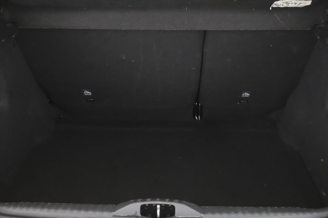 Citroen C3 1.2 PureTech Feel — photo 16