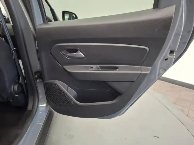 Dacia Duster tce 150 fap 4x2 edc — photo 20