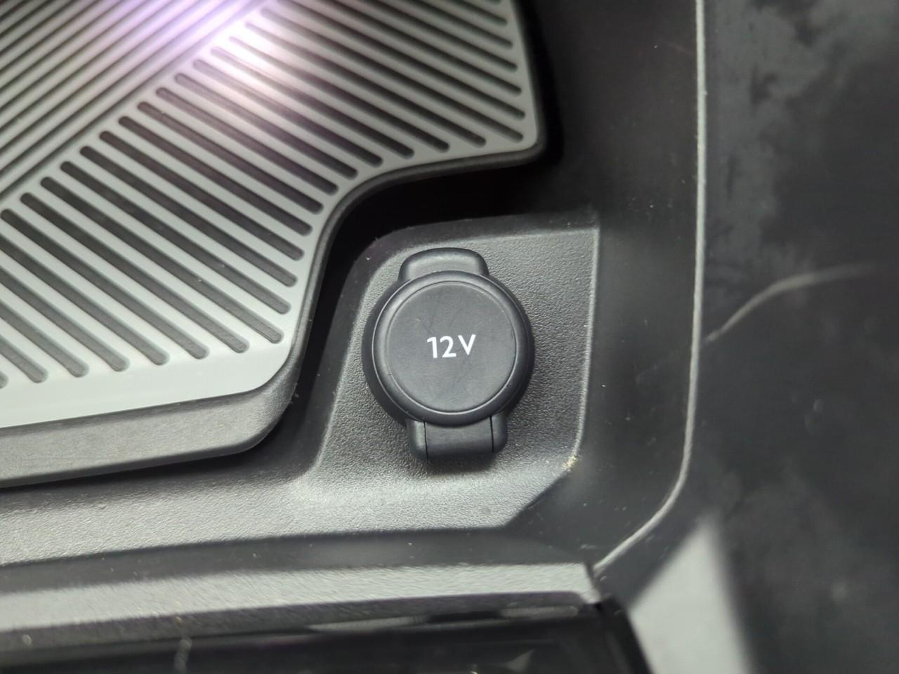 Citroën C4 puretech 130 bvm6 max — photo 26