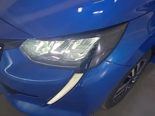 Peugeot 208 puretech 100 s&amp;s eat8 — photo 60