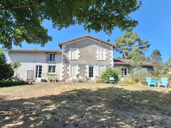Maison Mussidan 6 pièce(s) 138.74 m2