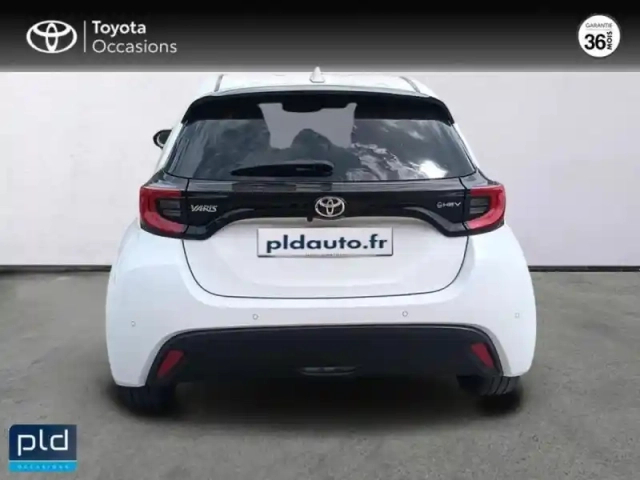 Toyota Yaris 116h design 5p my25 — photo 6