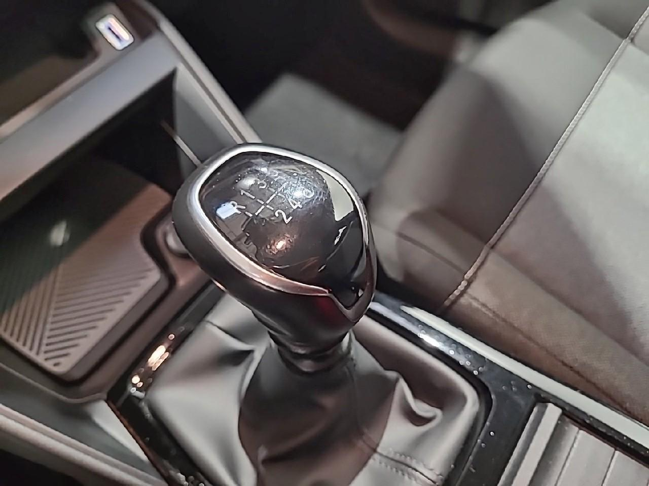Citroën C4 societe bluehdi 110 s&s bvm6 feel nav business r — photo 17