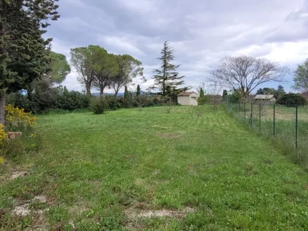 Terrain 856 m²
