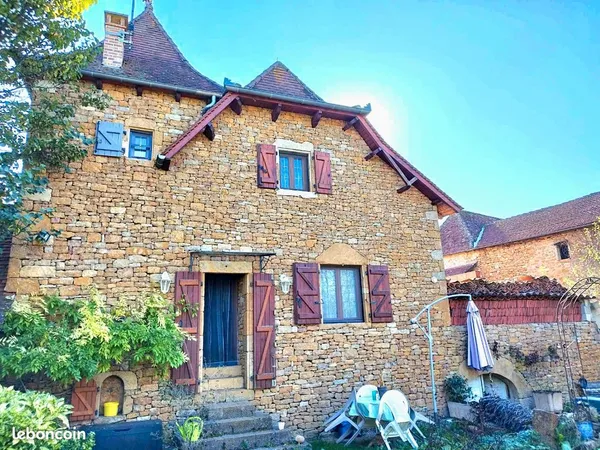Maison en pierre pleine de charme - proche Figeac (Lot)
