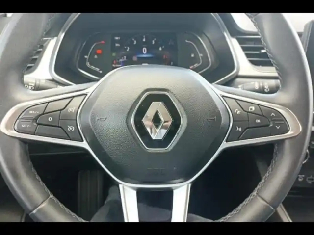Renault Captur 1.3 tce 140ch intens — photo 10